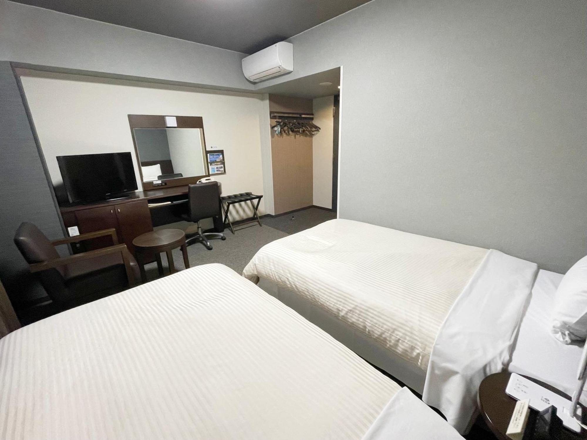 Hotel Route-Inn Dai-Ni Ashikaga Bagian luar foto
